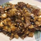 Best 47. Beef with Garlic Sauce in Milbank, SD