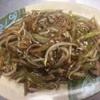 Best 16. Beef Chow Mein in Milbank, SD